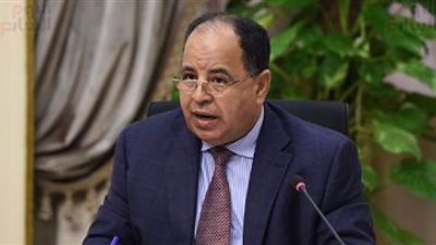 وزير المالية يعلن حزمة إجراءات لتحسين الأجور وتعديل السياسة الضريبية