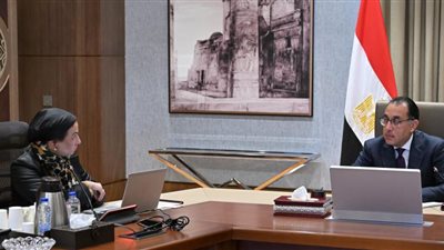 أبرزها التغير المناخي.. رئيس الوزراء يتابع مع وزيرة البيئة عدداً من ملفات العمل
