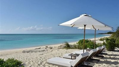 «ملحقوش يتهنوا».. البحر يلتهم عروسان في شهر العسل