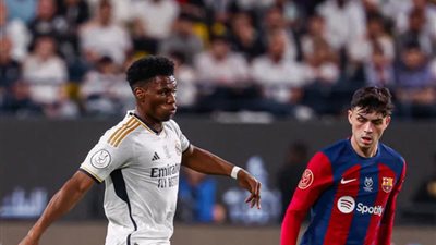 ريال مدريد يكتسح برشلونة برباعية ويتوج بطلًا لـ السوبر الإسباني