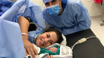 إنجي وجدان ترزق بمولودتها الثانية وتطلق عليها اسم ”نازلي”