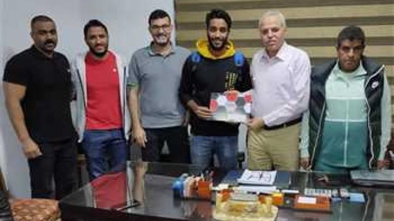 لاعب منتخب السويس