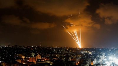 قصف مستوطنة سديروت بـ 14 صاروخًا من قطاع غزة