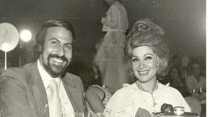 صفية العمرى وجلال