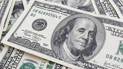 يقترب من الـ 60 جنيهًا.. سعر الدولار مقابل الجنيه اليوم 17-1-2024