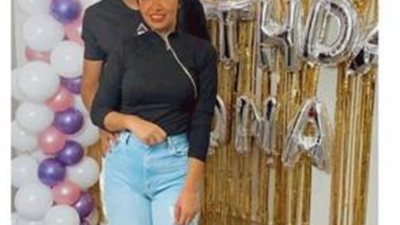 صور.. محمود جنش يهنئ زوجته بعيد ميلادها عبر تويتر