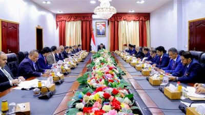 الحكومة اليمنية تعلن تأييدها لتصنيف الحوثيين كجماعة إرهابية