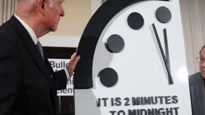 تعلن إبادة البشر.. العلماء يستعدون للإعلان عن ”ساعة يوم القيامة”