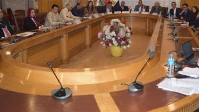 «تجارية القاهرة» تبحث تعظيم التبادل التجاري والاستثماري مع «بيرو»