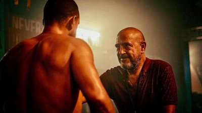 أشرف عبد الباقى يشوق جمهوره لمسلسل ”جولة أخيرة”