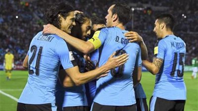 كافاني وسواريز يقودان أوروجواي لاكتساح كولومبيا بثلاثية في تصفيات المونديال