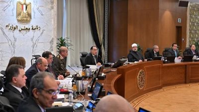 عاجل .. الحكومة تكشف حقيقة تعويم الجنيه تزامنًا مع زيارة وفد صندوق النقد