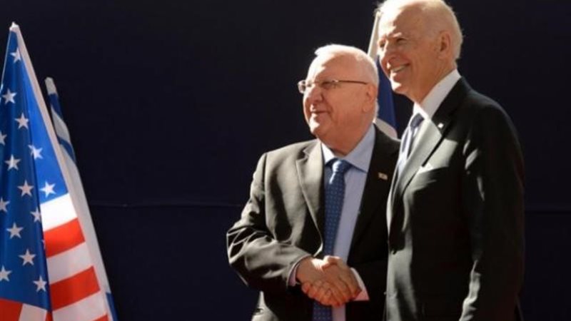 بايدن وريفلين