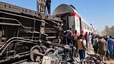 عاجل.. أول تعليق من كامل الوزير علي حادث تصادم قطار حلوان