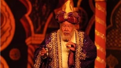 ياما فى الجراب يا حاوى.. نكشف تفاصيل مسرحية يحيى الفخرانى الجديدة