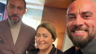 نهال عنبر تصور مشاهدها في فيلم ”فارس” مع المخرج رؤوف عبد العزيز