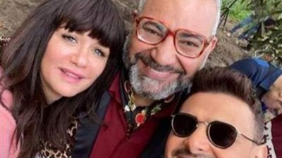 رامز جلال برفقة بيومى فؤاد من كواليس فيلم ”أحمد نوتردام ”