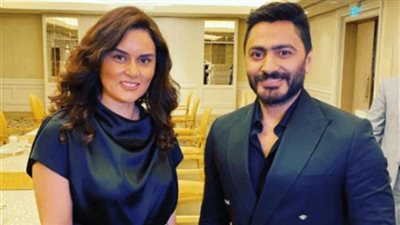 رشا مهدي تشارك جمهورها بصورة مع تامر حسني من السعودية
