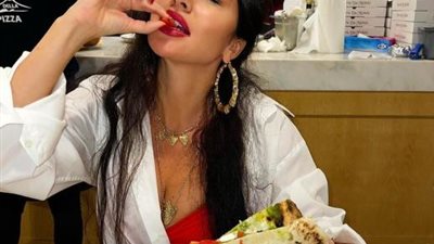 الجرأة تخطت الحدود.. لاميتا فرنجيه بإطلالة مثيرة فى أحدث ظهور لها