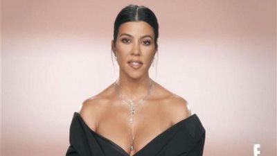 بأنياب مرصعة بالماس.. كورتني كارداشيان تثير الجدل على منصات السوشيال ميديا