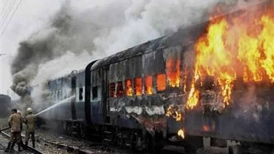 عاجل..انفجار وحريق هائل بمحطة قطارات دولة كبري