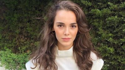 ممثلة شهيرة تكشف تعرضها للتحرش من أبناء عمها وجدها