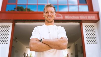 بالصور.. جوليان ناجلسمان يظهر فى بايرن ميونخ لأول مرة