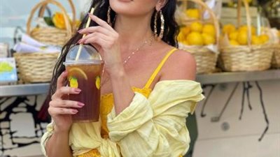 لاميتا فرنجية بإطلالة جريئة فى أحدث ظهور لها