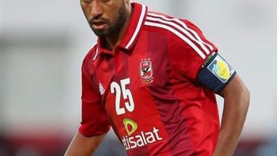 الأحمدي يكشف موقف الأندية السعودية من ضم ”حسام عاشور”