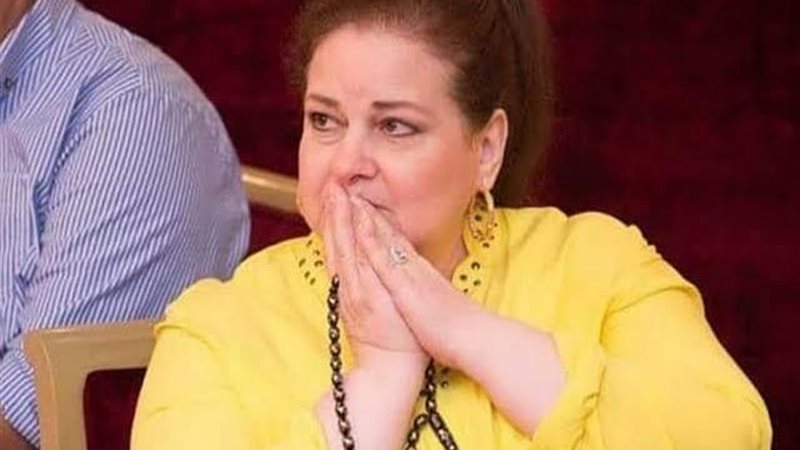دلال عبد العزيز