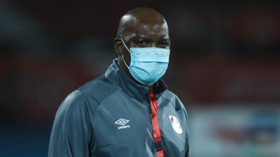 عاجل.. الأهلي يدرس إقالة موسيماني بقرار من الخطيب