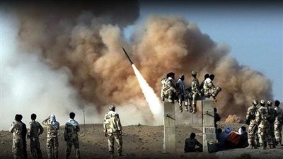 مقتل 6 أشخاص في استهداف لمواقع القوات الإيرانية في سوريا