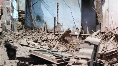مصرع وإصابة 12 شخص في انهيار منزل بدسوق