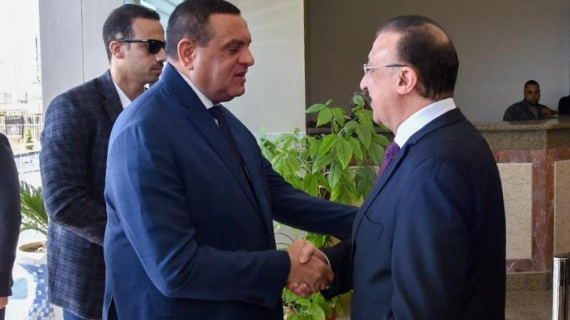 وزير التنمية المحلية