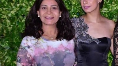 ياسمين رحمي تحتفل بعيد ميلاد والدتها عفاف مصطفى: أمي وأختي وبنتي