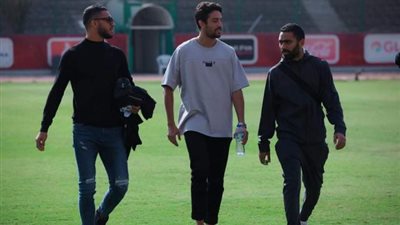 أشعة لطاهر محمد طاهر غدا.. واللاعب ينتظم في تدريبات الأهلي الأثنين