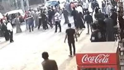 إصابة شخصين إثر انهيار سور منزل على سيارتين بالمنصورة