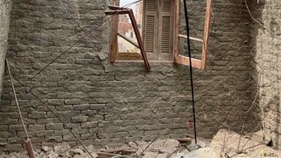 «النيابة الإدارية» تحقق في انهيار العقار المنكوب بـ«دسوق»| صور