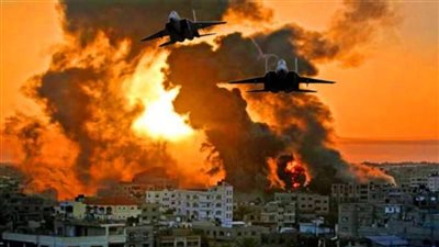 عاجل.. قصف أمريكي بريطاني على صنعاء وانفجارات عنيفة