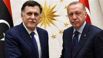 قوات تركية تصل طرابلس لتأمين زيارة أردوغان