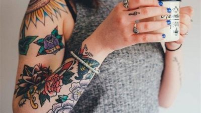 هل أداء الحج أو العمرة بالوشم حلال أم حرام؟.. الإفتاء تُجيب