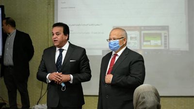 عبدالغفار يوجه المستشفيات الجامعية بالاستعداد لاستقبال حالات كورونا