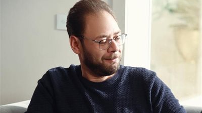 محمد على رزق يروج لشخصيته فى مسلسل ”حدوتة منسية”