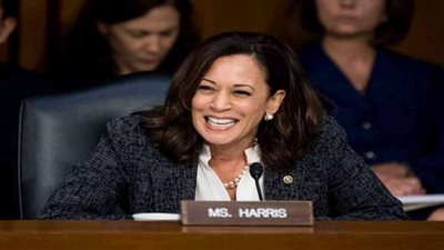 نائبة بايدن تواجه انقلاب ترامب بجمع التبرعات