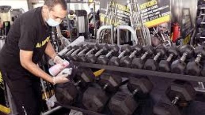 وزارة الرياضة توضح حقيقة إغلاق الصالات الرياضية بسبب كورونا