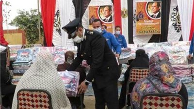 الداخلية توجه قوافل إنسانية لتوزيع الهدايا لدعم المناطق الأولى بالرعاية