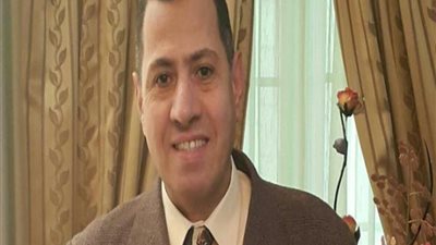 نقيب صيادلة القاهرة يكشف عن تداول غير قانوني لنسبة من الأدوية المهربة