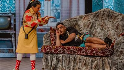 منا عادل : مسرحية ”عملوها ازاي ”  تجربة مختلفة أضافت لي  وفخورة بالعمل مع أشرف عبد الباقي