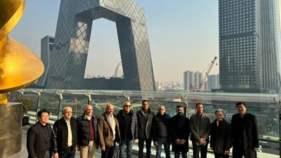 شاهد.. جولة وزير الإسكان بمنطقة الأعمال المركزية بالعاصمة الصينية بكين