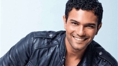 هاني خليفة وآسر ياسين حبايب في ساعة العصاري